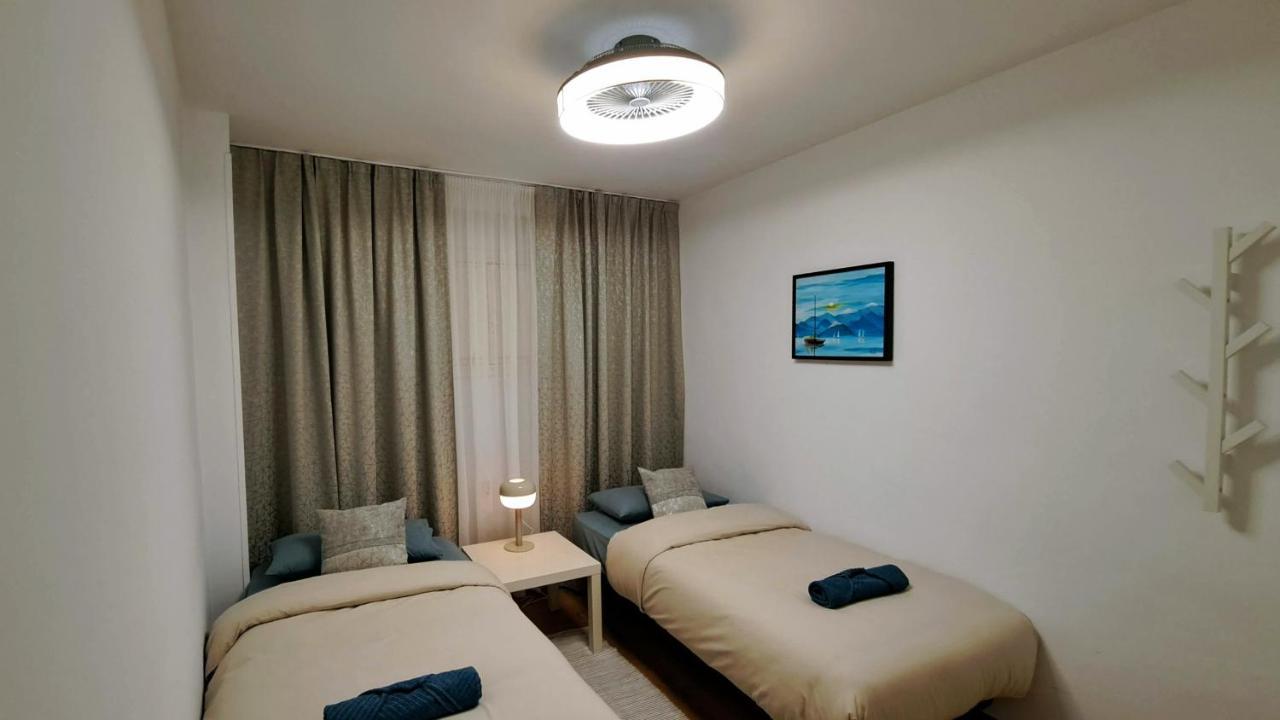 Garden Beach Apartment Torrevieja Esterno foto