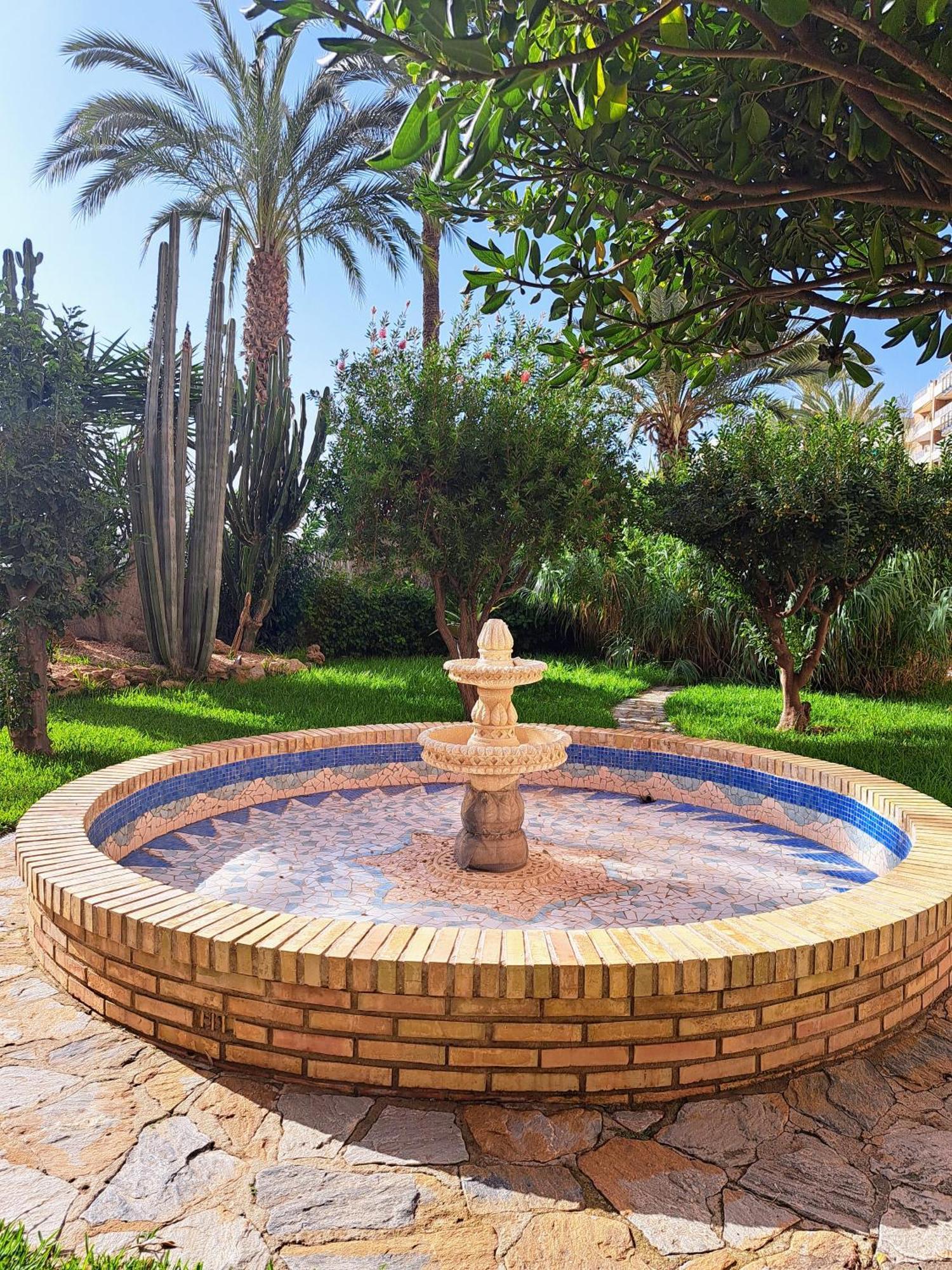 Garden Beach Apartment Torrevieja Esterno foto